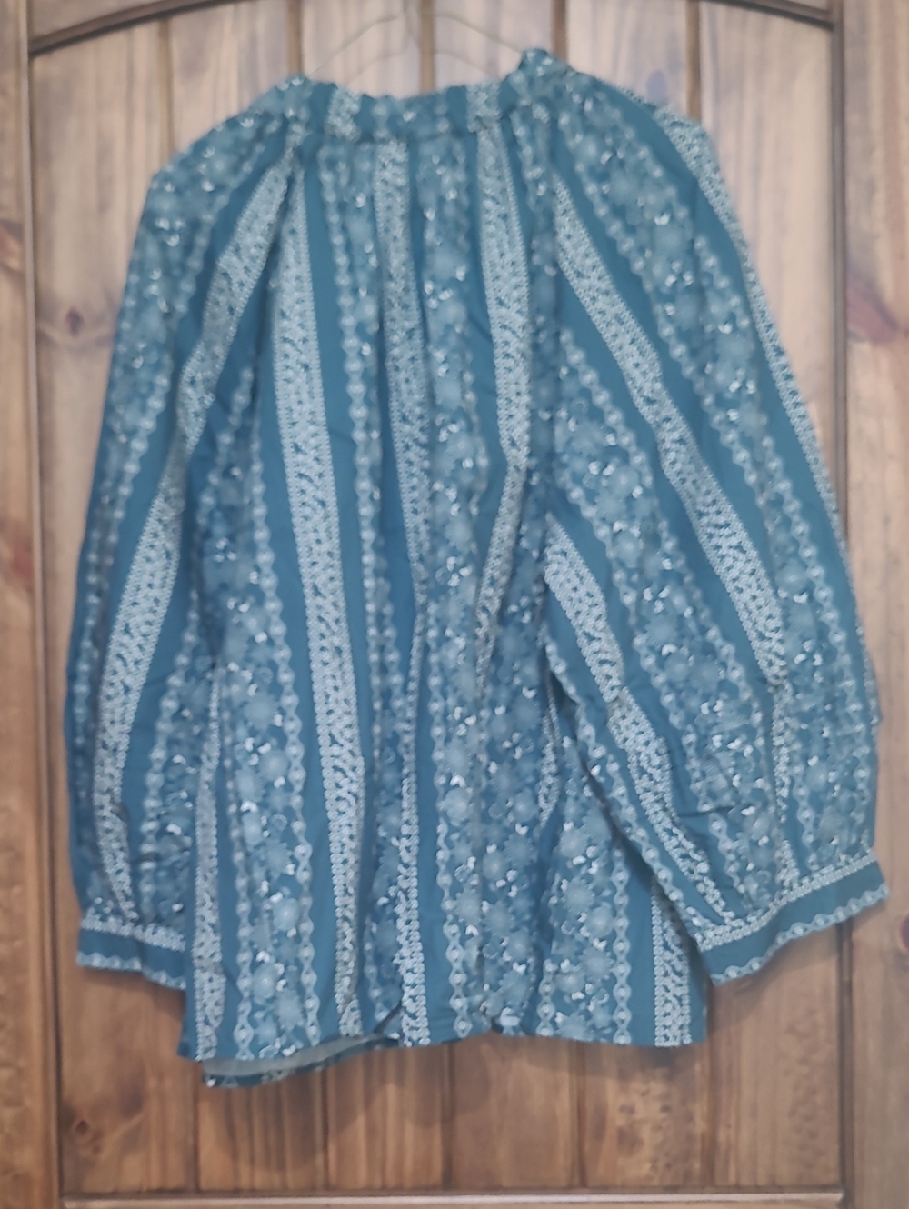 Women's Teal Patterned Peasant Blouse - Picture 5 of 6